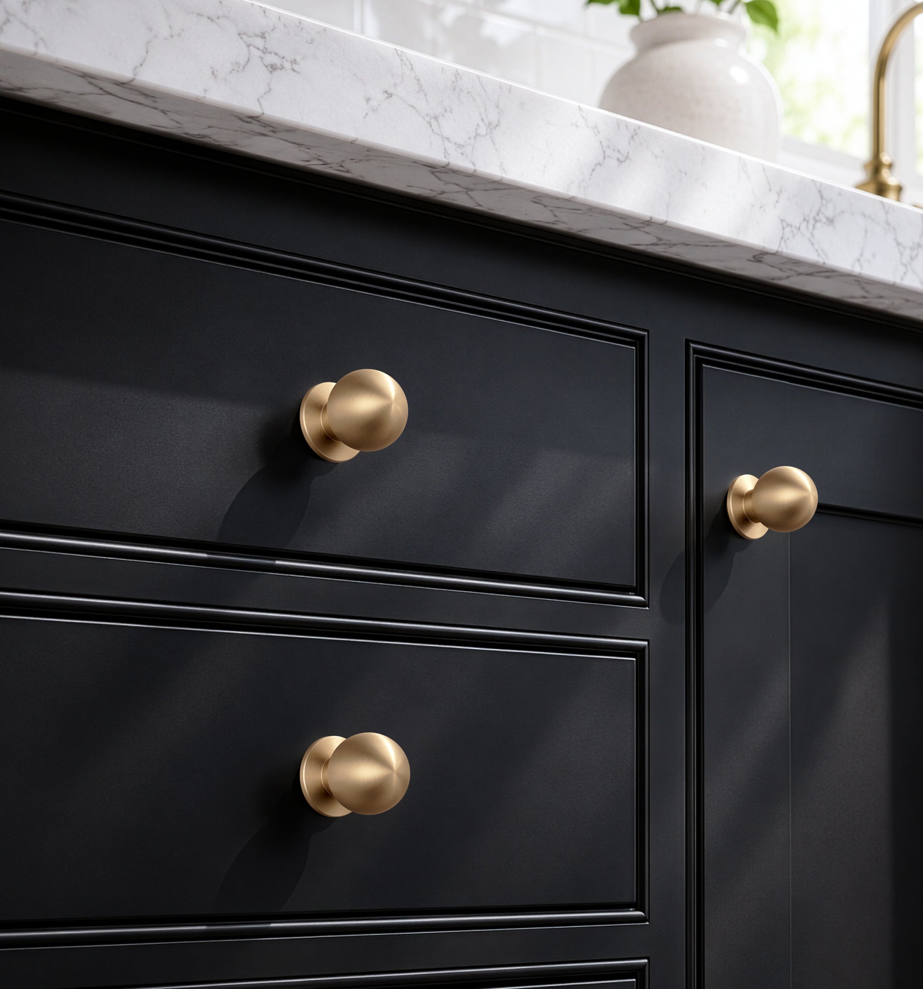 Veise NK-AL02 1-1/16 Inch Round Ball Cabinet Knobs, Solid Aluminum Alloy, Champagne Bronze